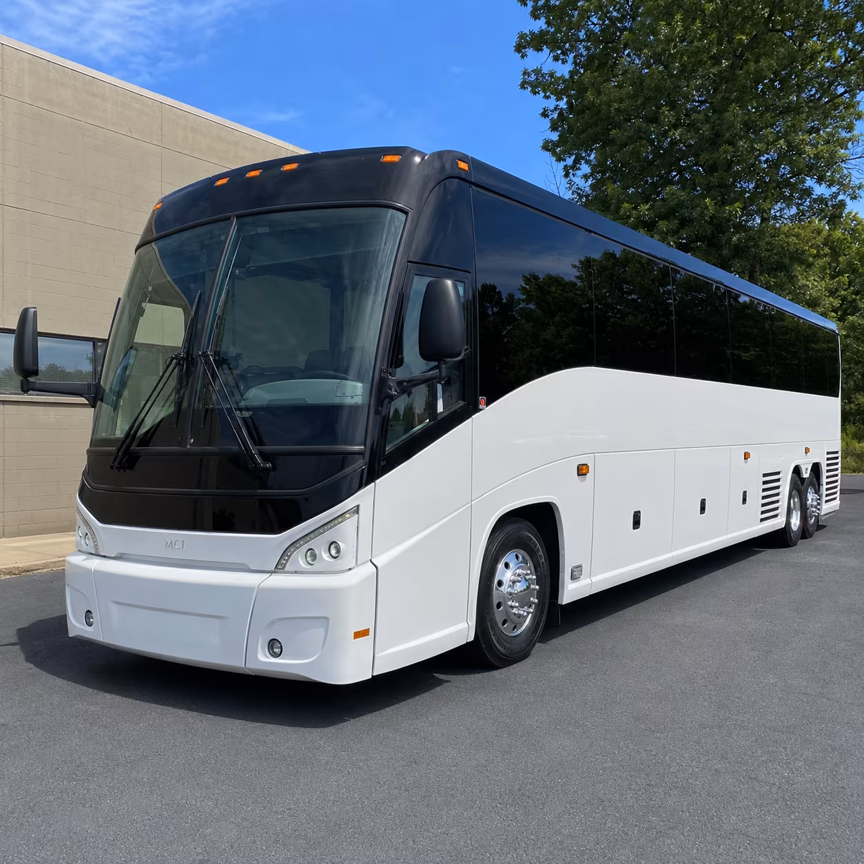 bus rentals to mississippi coliseum shows in jackson