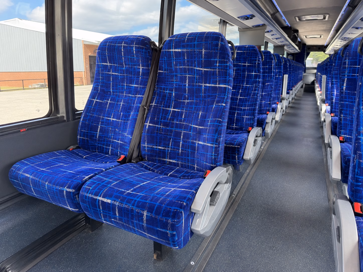 compare group transportation in meridian in one search