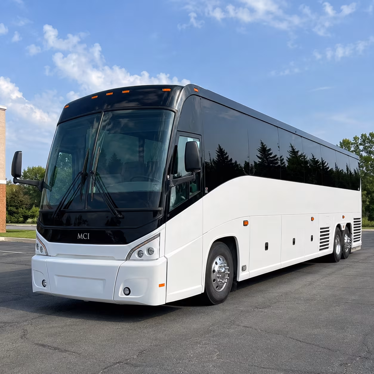 conference shuttles to the msu riley center and downtown meridian venues