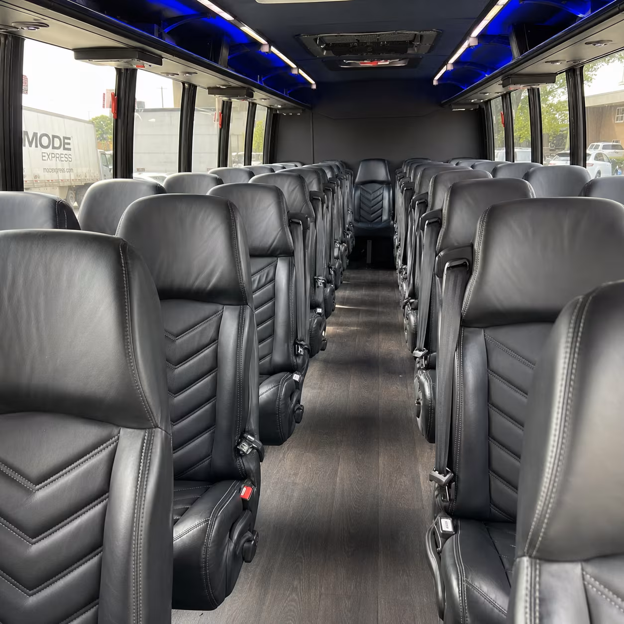 minibus rentals for the msu riley center and performing arts field trips